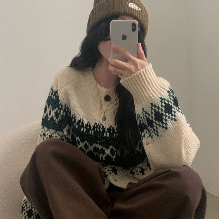 포웰 노르딕 브러쉬 오버핏 버튼 니트 가디건