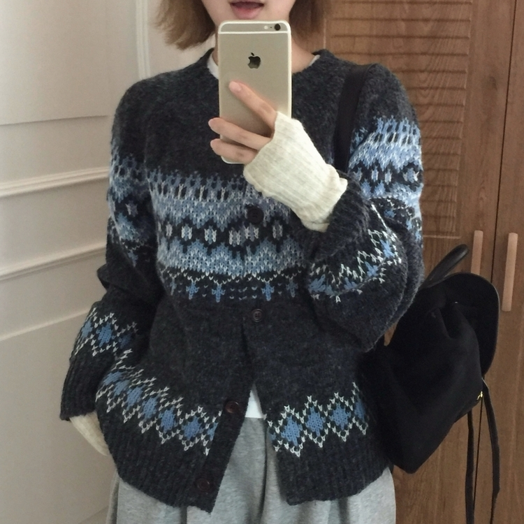 포웰 노르딕 브러쉬 오버핏 버튼 니트 가디건