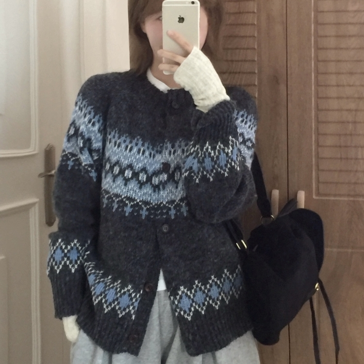 포웰 노르딕 브러쉬 오버핏 버튼 니트 가디건