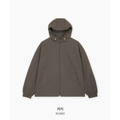 フードチェックウィンドブレーカー