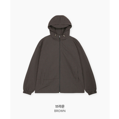 フードチェックウィンドブレーカー