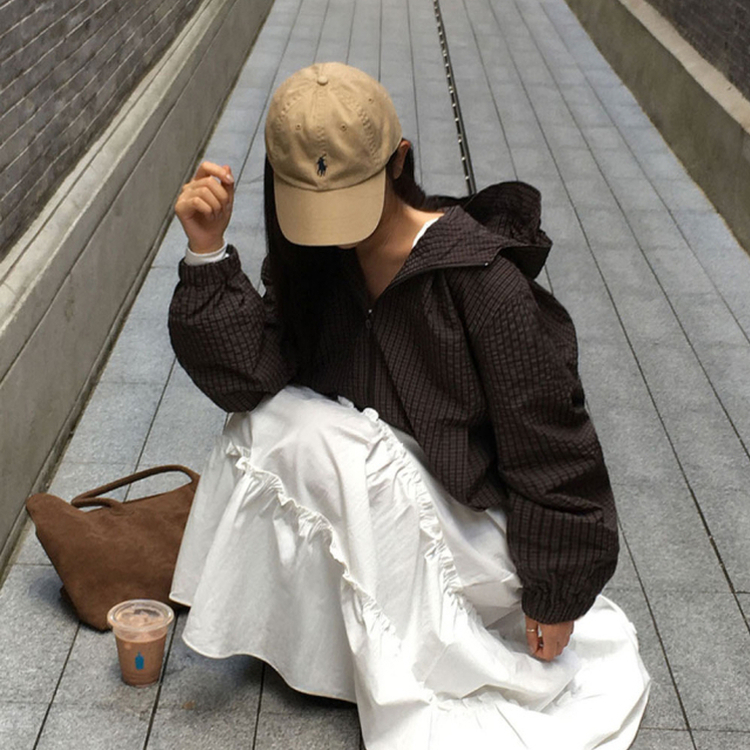 フードチェックウィンドブレーカー  BROWN