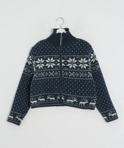 ノルディックニットジップアップ