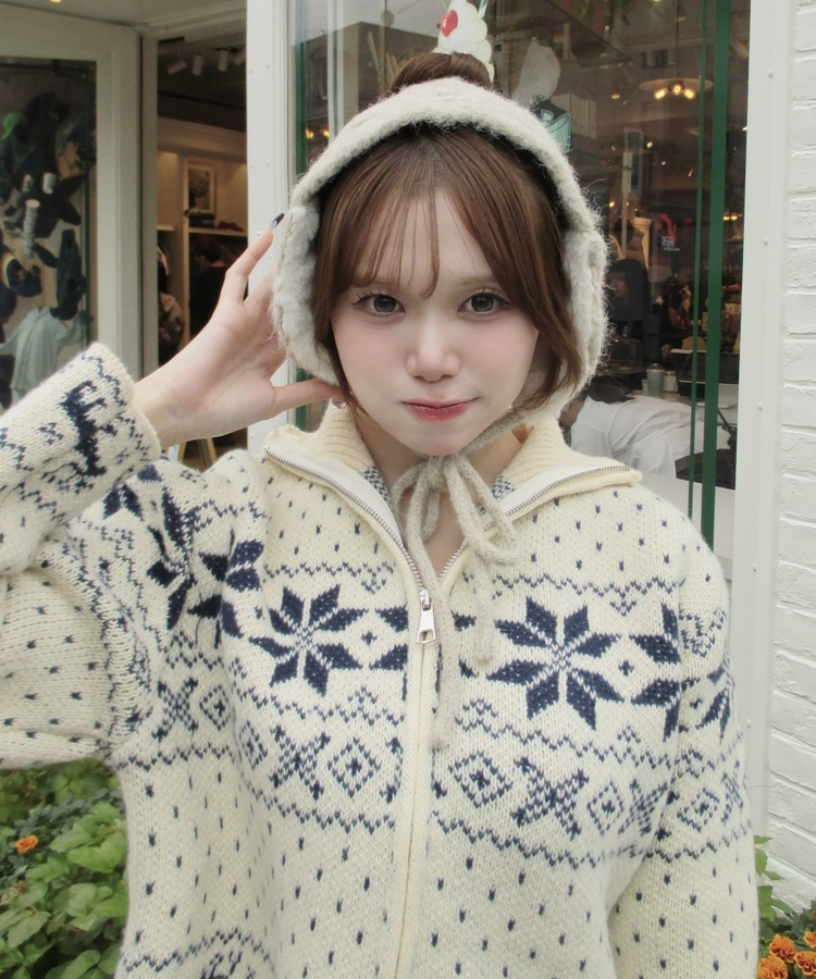 ノルディックニットジップアップ IVORY