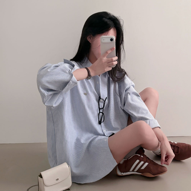 옥스포드 소재로 탄탄한스트라이프 왕오버핏 팬던트 셔츠 남방 네이비