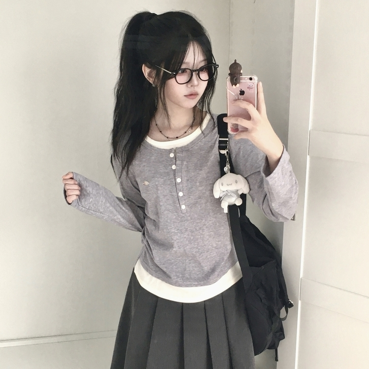 말라보이는 사이드 셔링 팬던트 레이어드 버튼 긴팔티셔츠 그레이