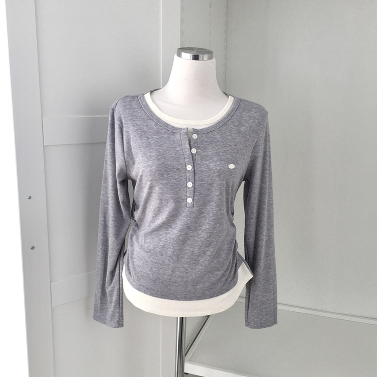 말라보이는 사이드 셔링 팬던트 레이어드 버튼 긴팔티셔츠