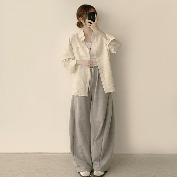 단독 또는 아우터로 스카이 가을 버튼 오버핏 카라 스트라이프 긴팔 셔츠  베이지