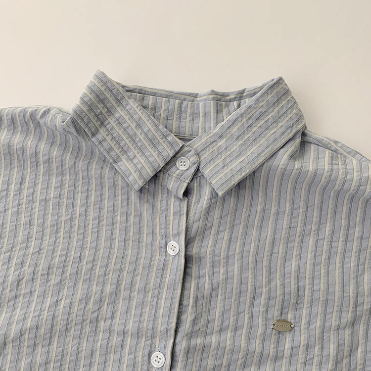 단독 또는 아우터로 스카이 가을 버튼 오버핏 카라 스트라이프 긴팔 셔츠