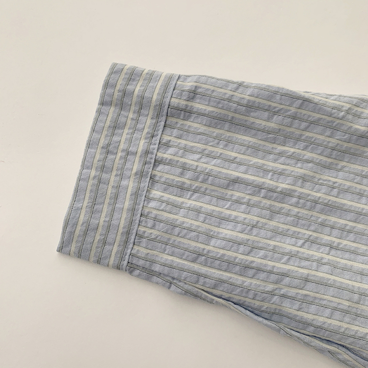 단독 또는 아우터로 스카이 가을 버튼 오버핏 카라 스트라이프 긴팔 셔츠