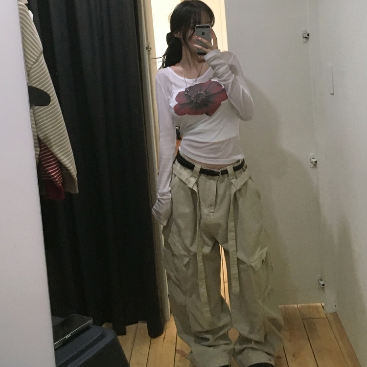 シースルーフラワーUネック長袖Tシャツ WHITE