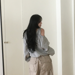 ルーズフィットワンオフショルダートレーナー MERANGE GRAY