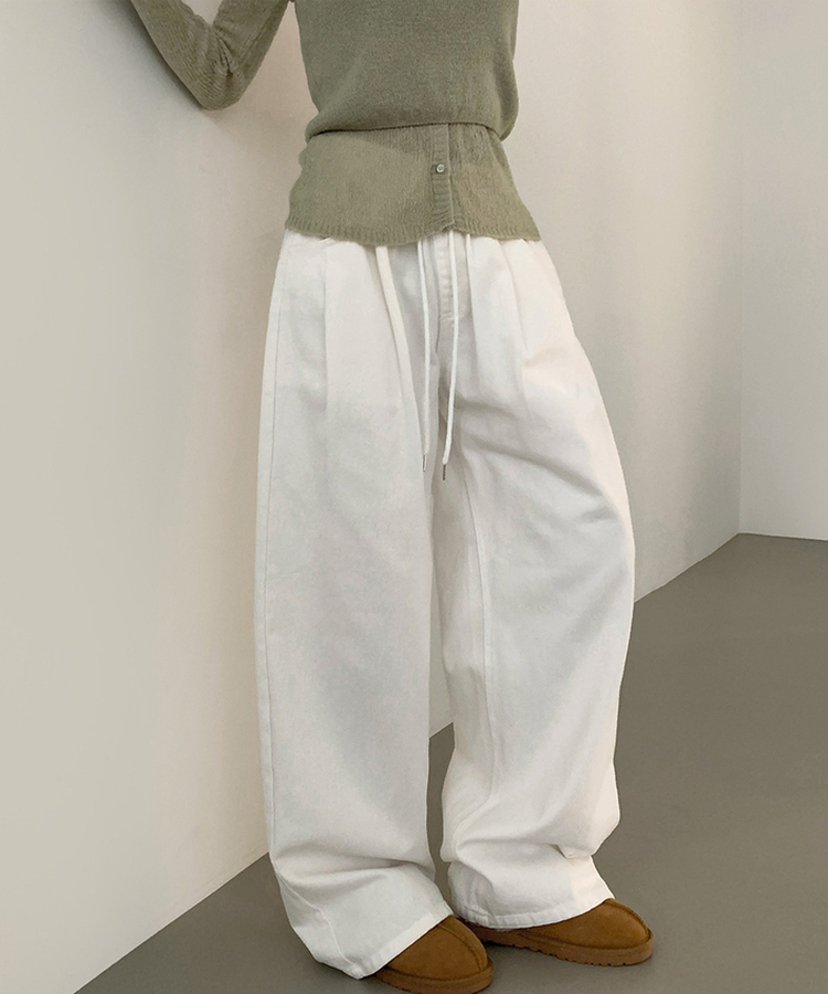 3XL어텀 피치 가공 핀턱 루즈 와이드핏 밴딩 면팬츠 화이트