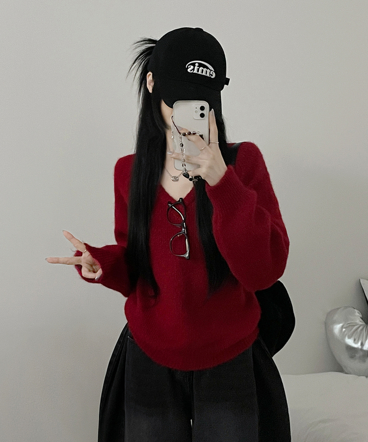 도톰파인나그랑브이넥긴팔니트 레드