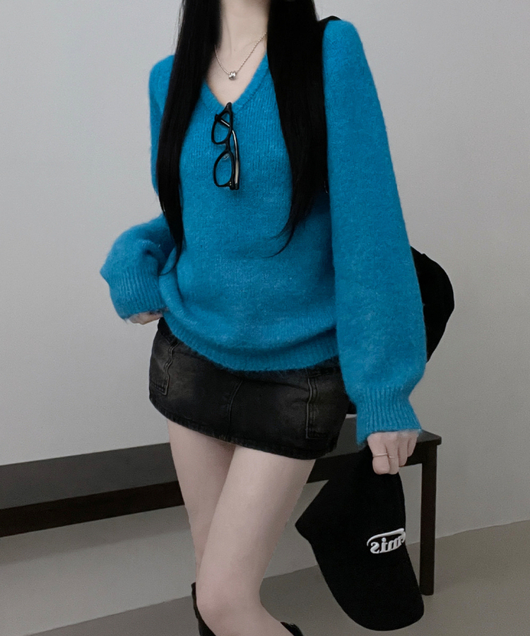 도톰파인나그랑브이넥긴팔니트 파랑