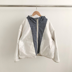 オーバーフィットチェックウィンドブレーカー