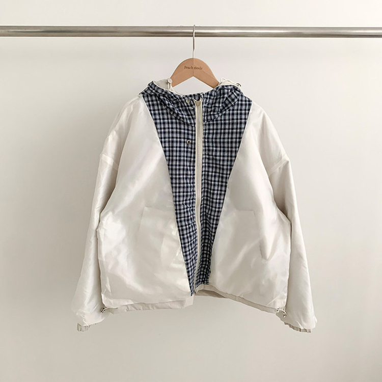 オーバーフィットチェックウィンドブレーカー