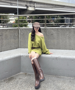 【ベルト付き】オフショルダーミニニットワンピース PASTEL GREEN