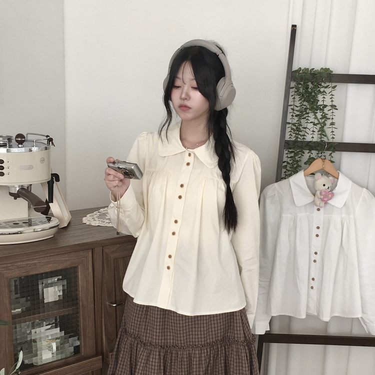 긴팔ver 모리걸 라운드카라 셔링 우드 투버튼 긴팔 블라우스 베이지