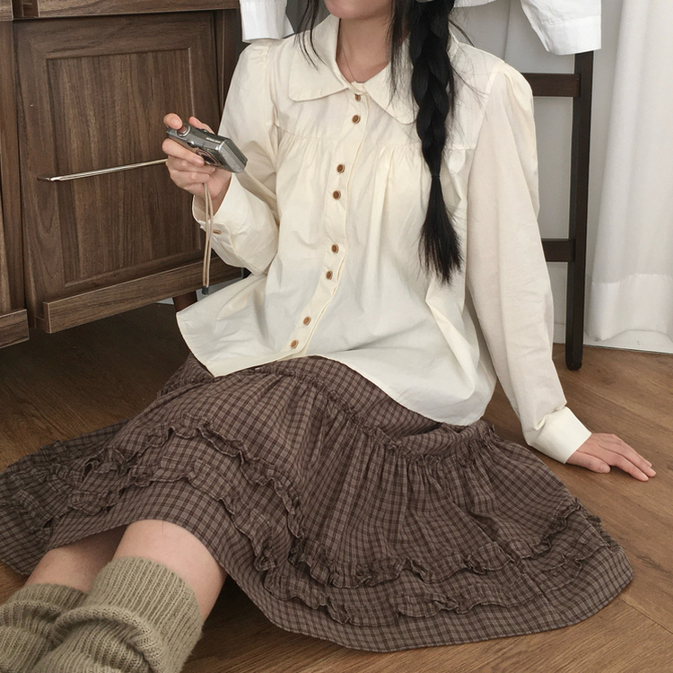 긴팔ver 모리걸 라운드카라 셔링 우드 투버튼 긴팔 블라우스 베이지