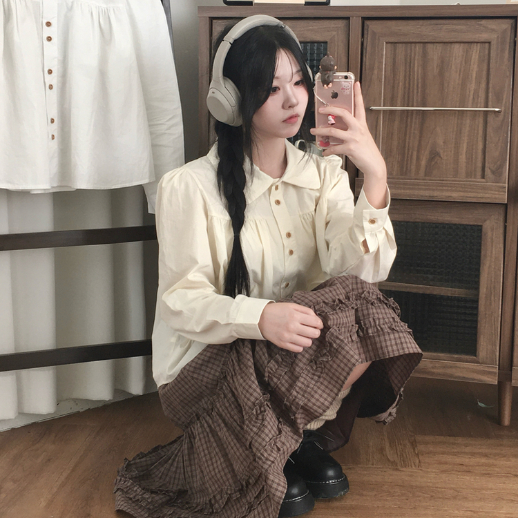 긴팔ver 모리걸 라운드카라 셔링 우드 투버튼 긴팔 블라우스 베이지