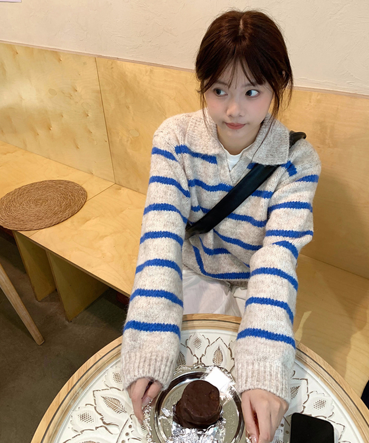 카라 단 브이 니트티 블루