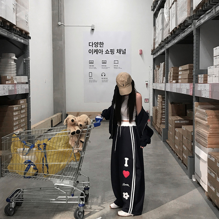 レタリングラブトレーニングワイドパンツ BLACK