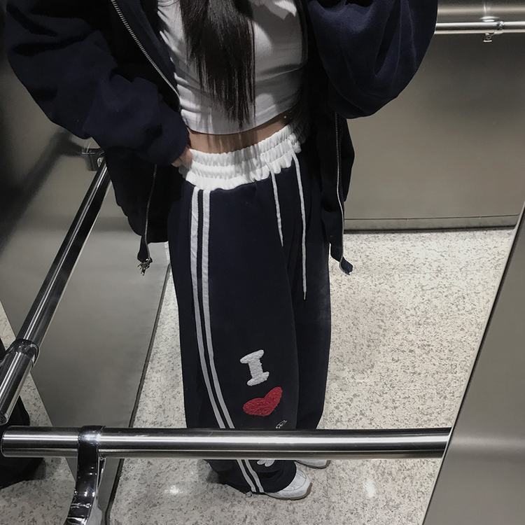 レタリングラブトレーニングワイドパンツ BLACK