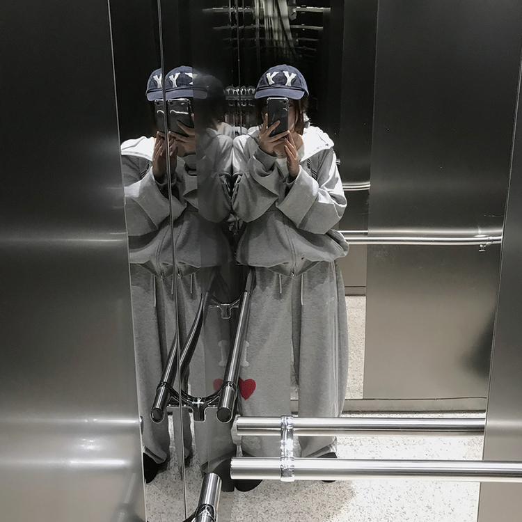 レタリングラブトレーニングワイドパンツ GREY