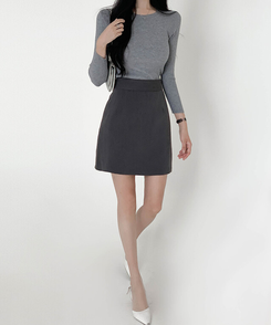 ラウンドネックニット GRAY