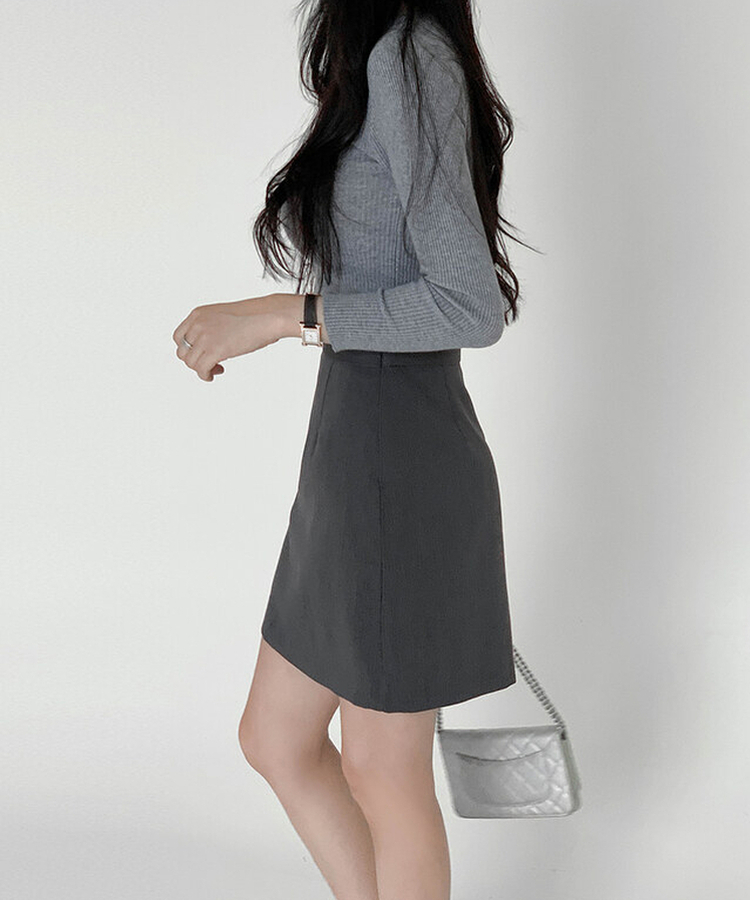 ラウンドネックニット GRAY