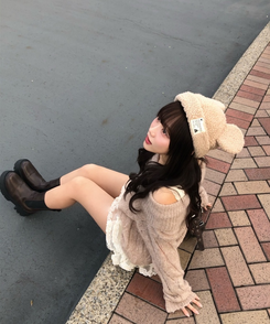 オフショルダーシースルーニット BEIGE