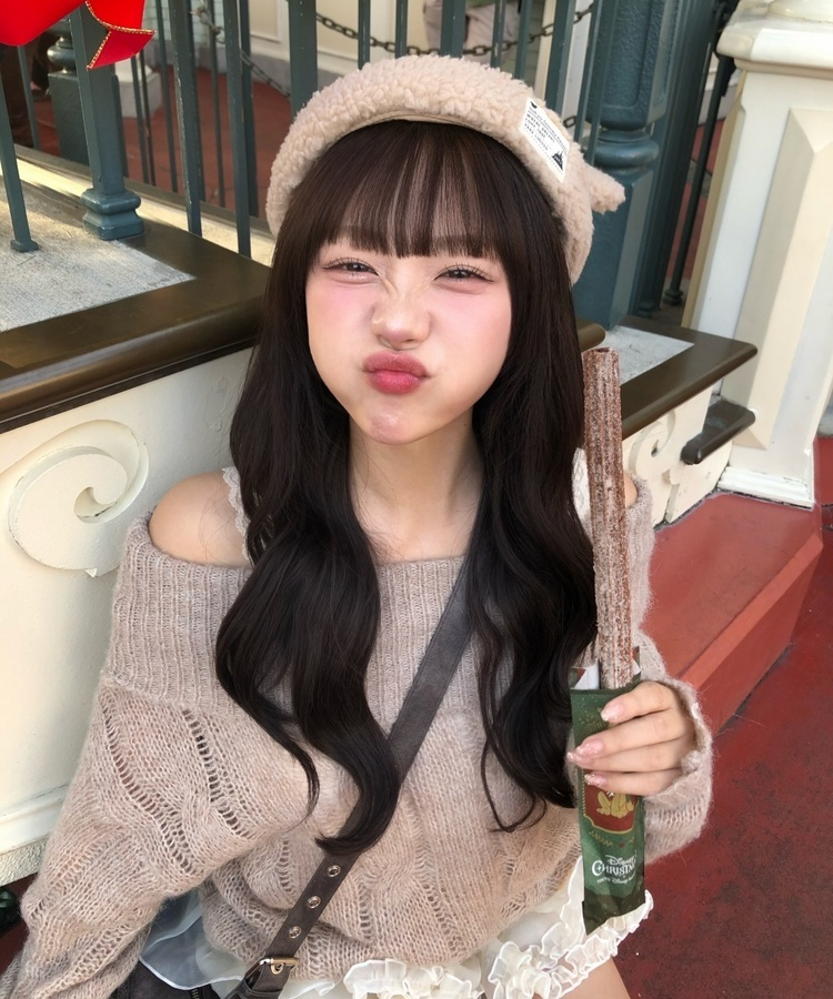 オフショルダーシースルーニット BEIGE