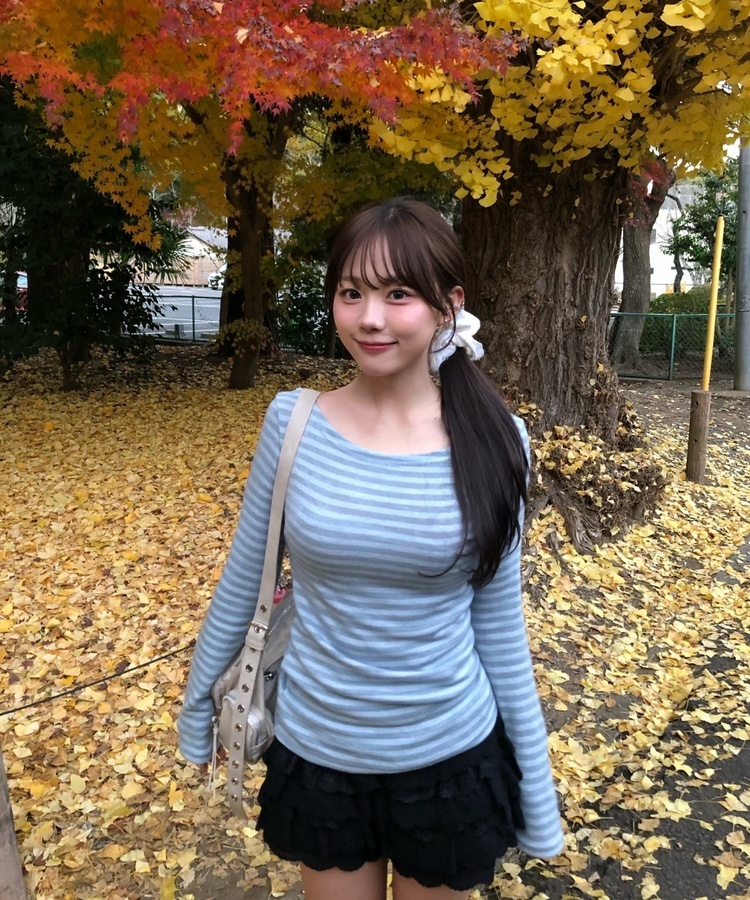 スリムフィットストライプ長袖Tシャツ SKY BLUE