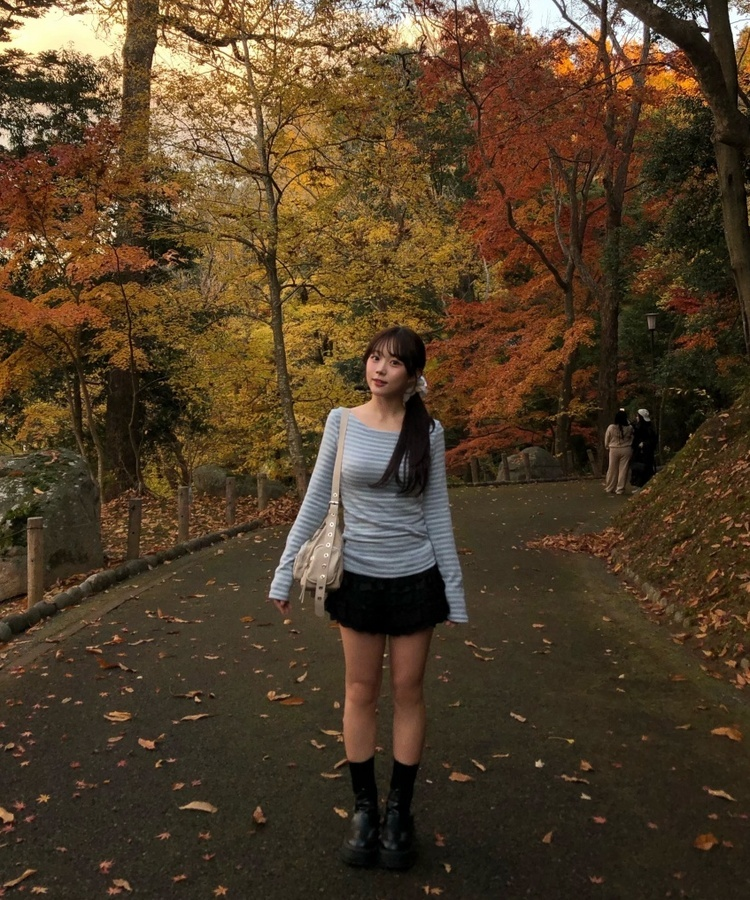 スリムフィットストライプ長袖Tシャツ SKY BLUE