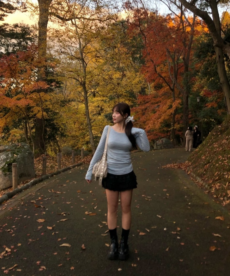 スリムフィットストライプ長袖Tシャツ SKY BLUE