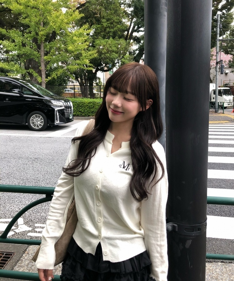 ウォッシングスタッズショルダーバック KHAKI BEIGE