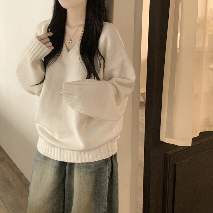 사이즈선택 도톰 나그랑 여리여리 오버핏 가을 겨울 오버핏 브이넥 니트 화이트