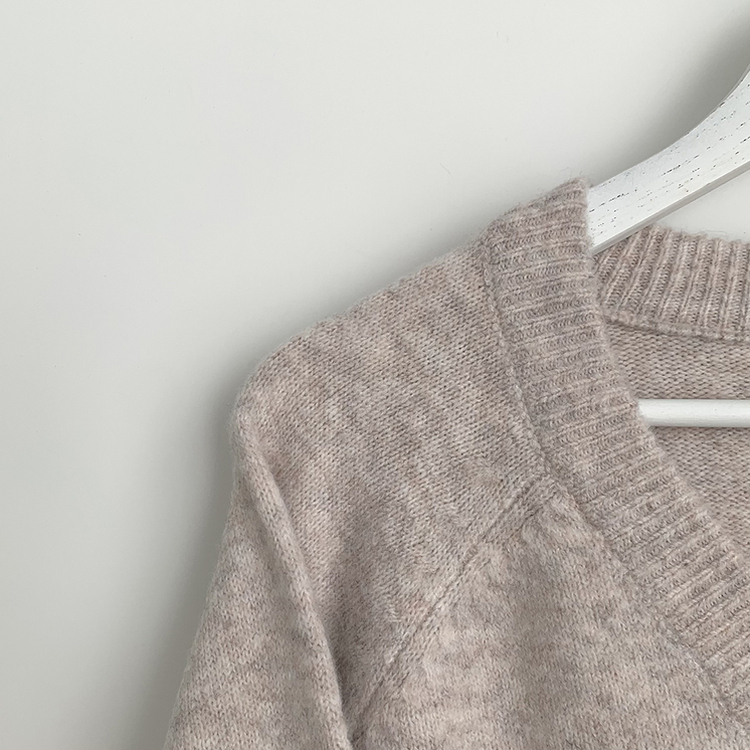 사이즈선택 도톰 나그랑 여리여리 오버핏 가을 겨울 오버핏 브이넥 니트