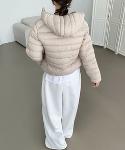 트렌디 경량 하이넥 2way 스트링 패딩 크림