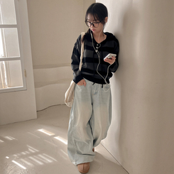 텐리 단가라 배색 스트라이프 버튼 후드 니트 블랙