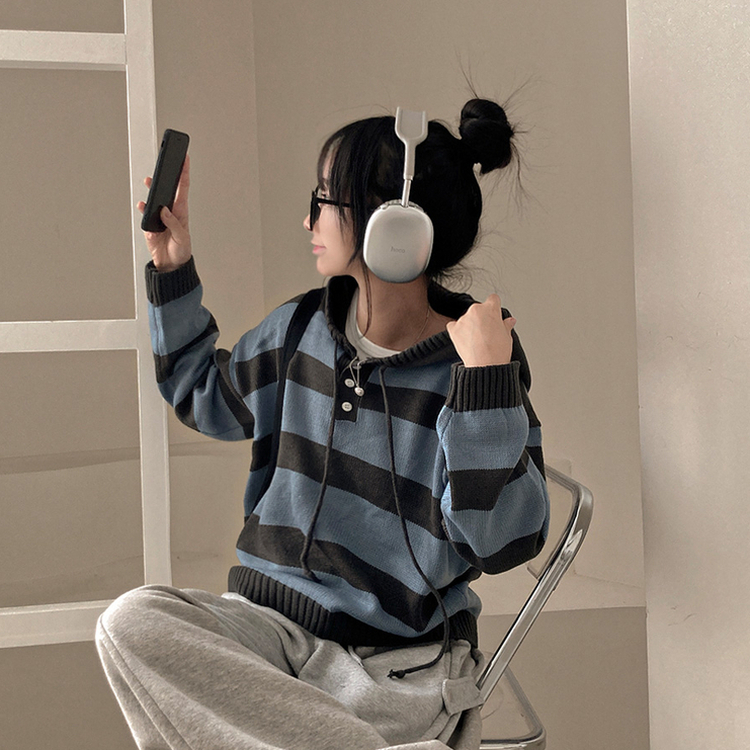 텐리 단가라 배색 스트라이프 버튼 후드 니트 소라