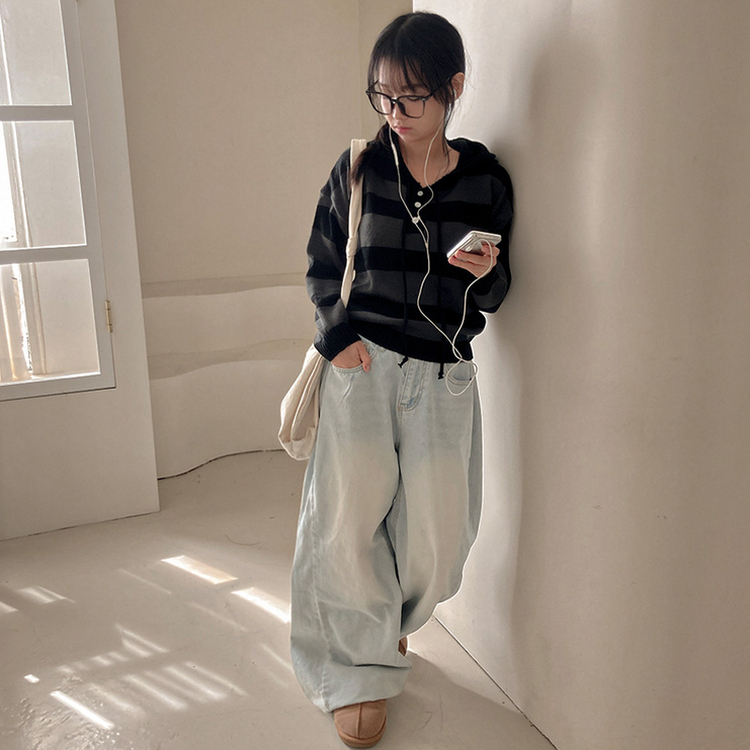 텐리 단가라 배색 스트라이프 버튼 후드 니트 블랙