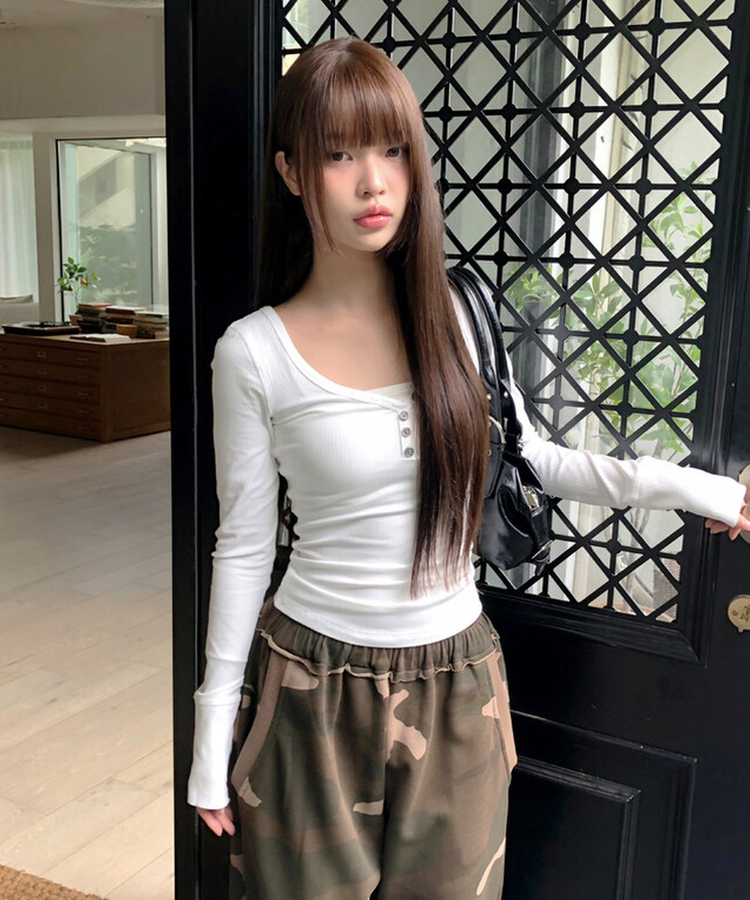 スタッドバックルレザーショルダーバッグ BLACK