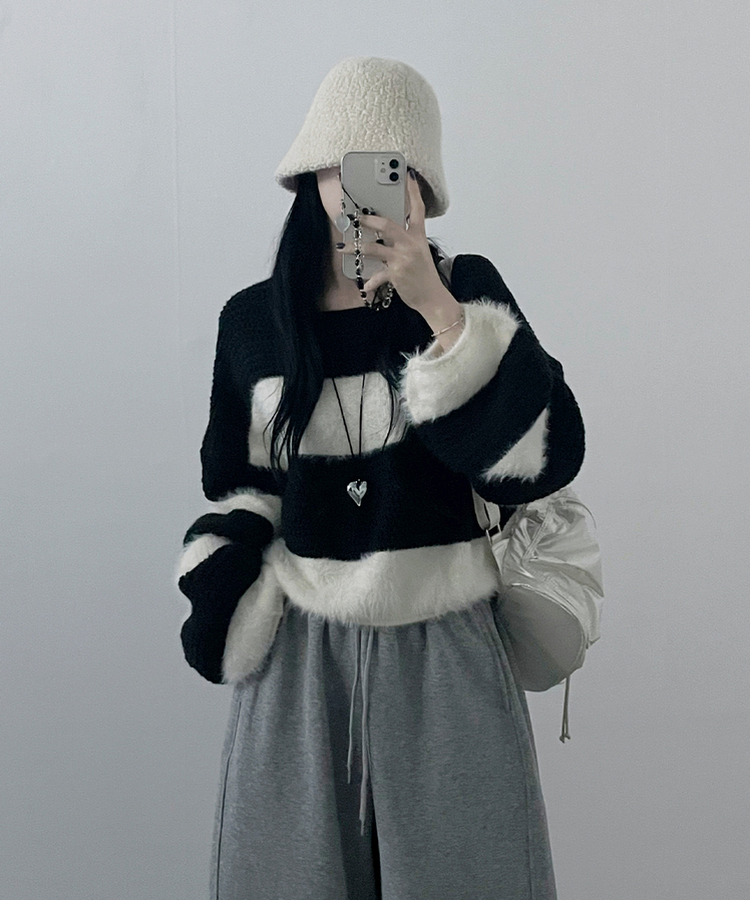 ワンストライプファークロップニット