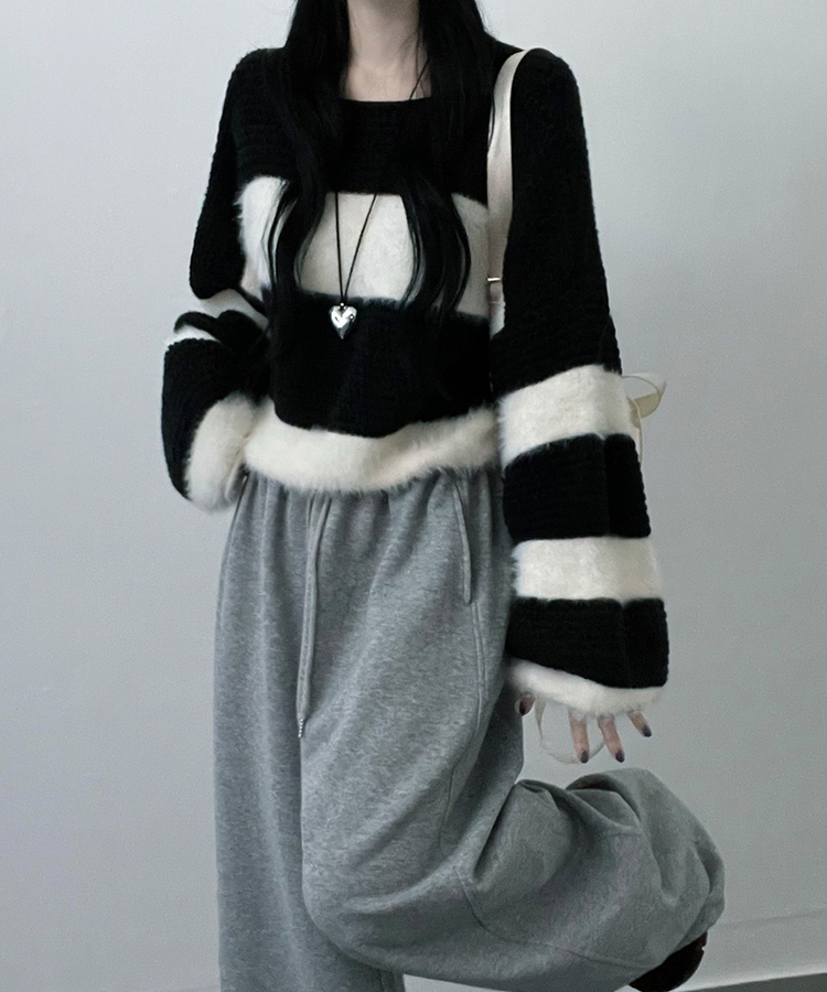 ワンストライプファークロップニット