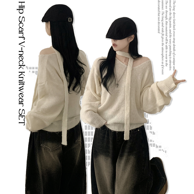 【マフラー付き】アンゴラVネックニット