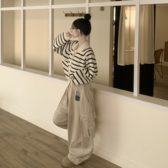 아방핏 단가라 레더패치 손목포인트 스트라이프 오버핏 카라 겨울 크롭 니트가디건 아이보리