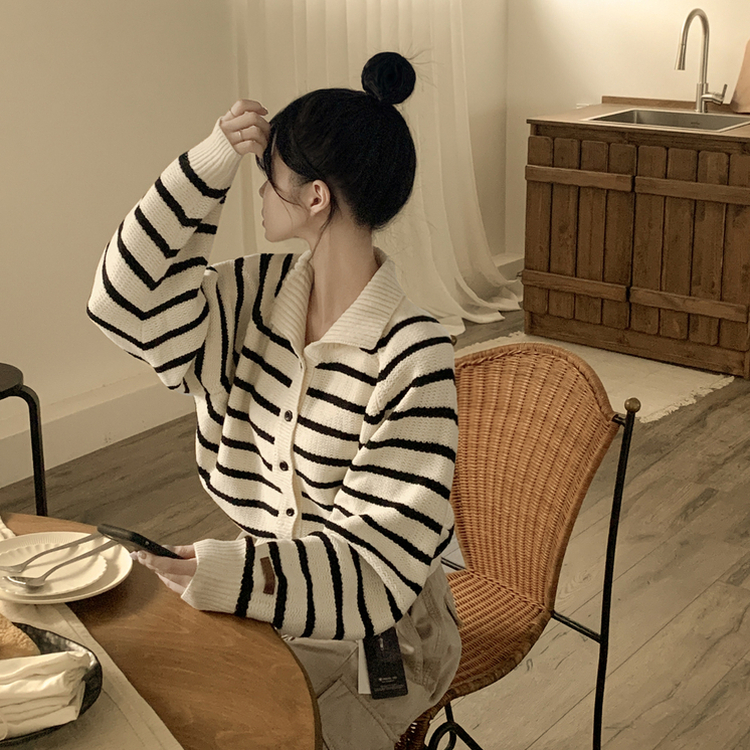 아방핏 단가라 레더패치 손목포인트 스트라이프 오버핏 카라 겨울 크롭 니트가디건 아이보리