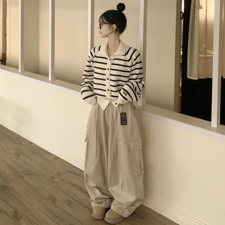 아방핏 단가라 레더패치 손목포인트 스트라이프 오버핏 카라 겨울 크롭 니트가디건 아이보리